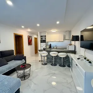  Appartement Chez Chantal 3 Au Centre Touristique De Avec Garage Espagne