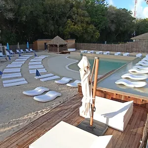 Appartement Kawan Nid -studio Cosy A 200m De La Avec Piscine Et Jardin Prive Pour Un Sejour Detente Au Coeur De Marie Galante, Grand-Bourg (Marie Galante)